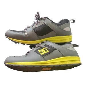 Size 8.5 DC athletic sneakers, gray with yellow, excellent condition